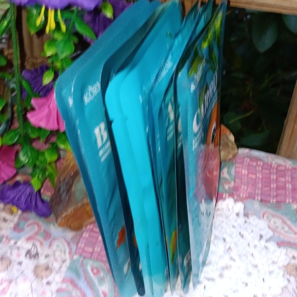 🆕️2 FULL SETS OF FRUIT & VEGGIE MASKS~ TOMATO PUMPKIN AVOCADO CARROT BLUEBERRY - Picture 13 of 17